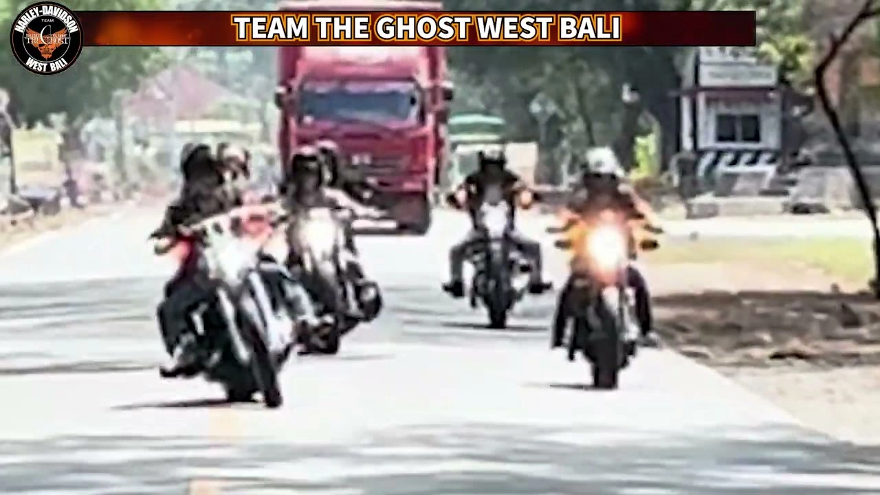 隊列 正面から走行｜2024年6月 バリ島ハーレーツーリング — TEAM THE GHOST West Bali