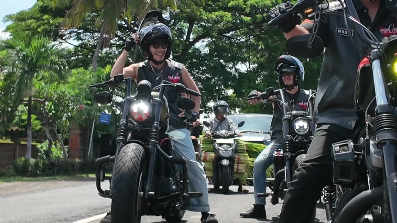 集団のまたがり｜2025年2月 バリ島ハーレーツーリング — TEAM THE GHOST West Bali