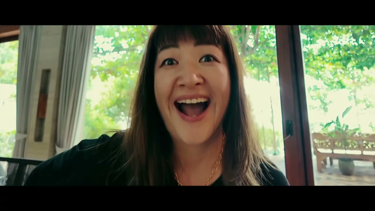 満面の笑みの女性メンバー｜2025年3月 バリ島ハーレーツーリング — TEAM THE GHOST West Bali