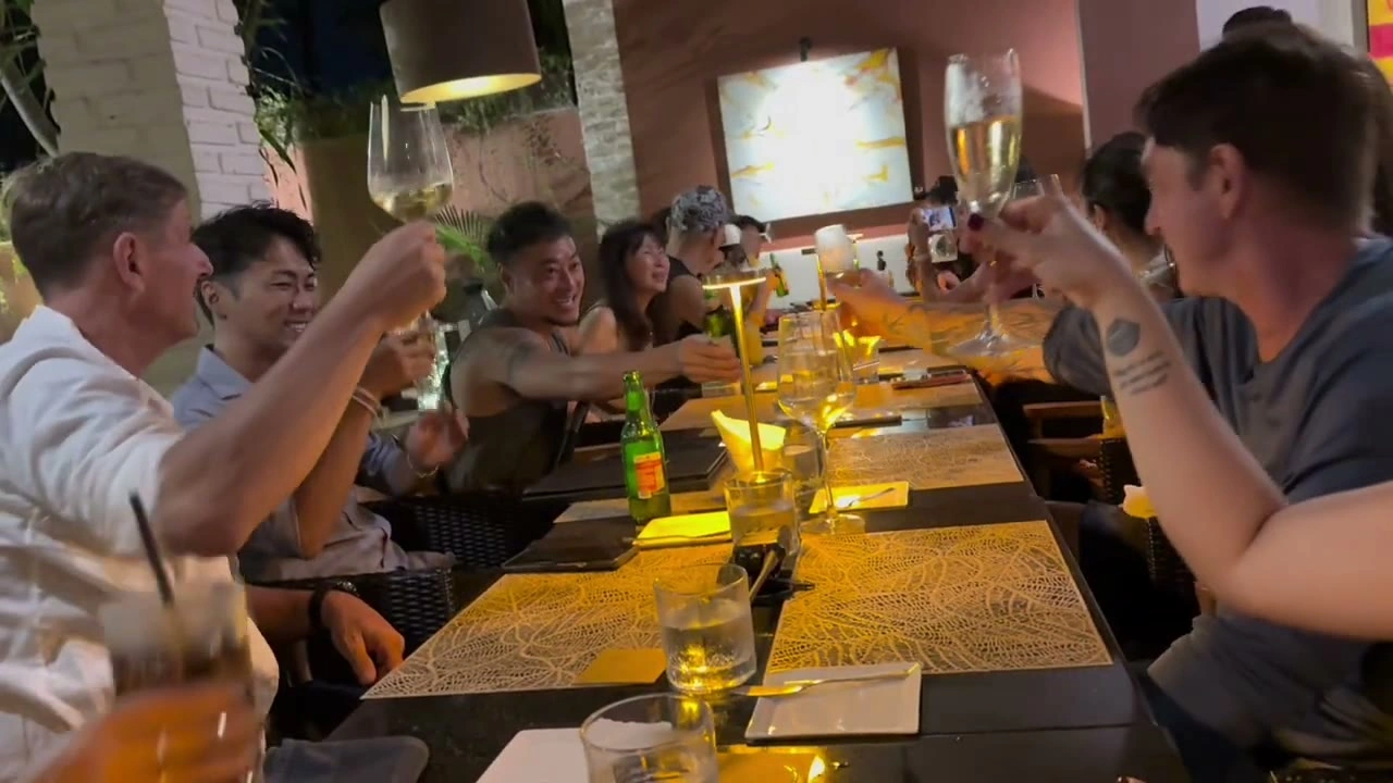 The 10th tableでディナー乾杯｜2025年5月 バリ島ハーレーツーリング — TEAM THE GHOST West Bali