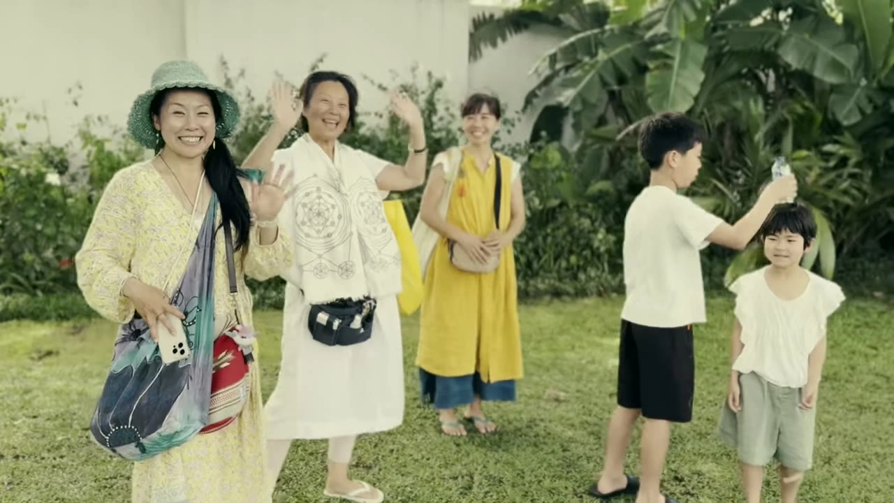 家族が見送り（女性と子供たち）｜2025年5月 バリ島ハーレーツーリング — TEAM THE GHOST West Bali