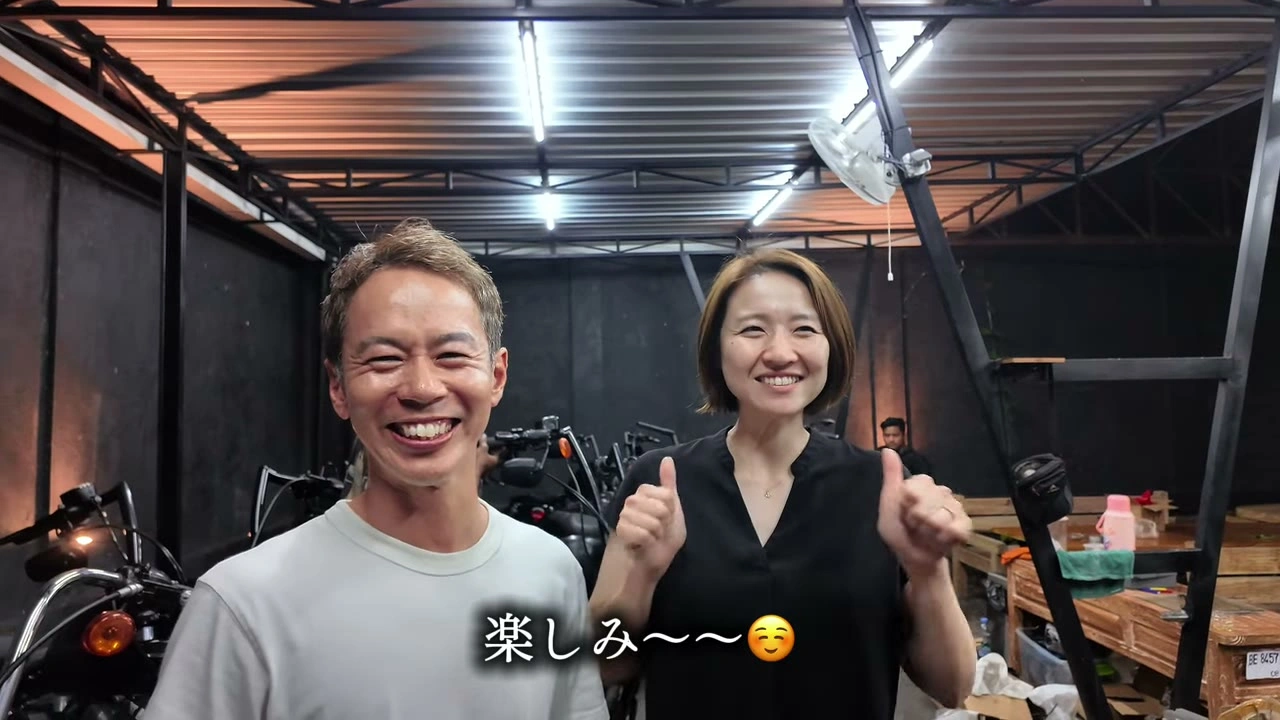 「楽しみ〜」と笑顔で語るカップル｜2025年6月 バリ島ハーレーツーリング — TEAM THE GHOST West Bali
