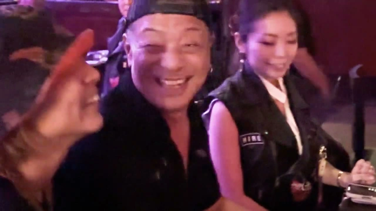 男性が笑う＋女性｜2025年9月 バリ島ハーレーツーリング — TEAM THE GHOST West Bali