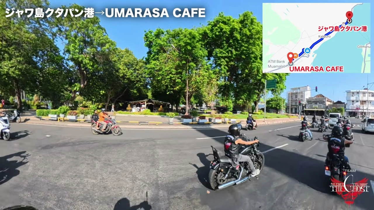 街中の交差点で横並びの隊列｜2025年9月 バリ島ハーレーツーリング — TEAM THE GHOST West Bali