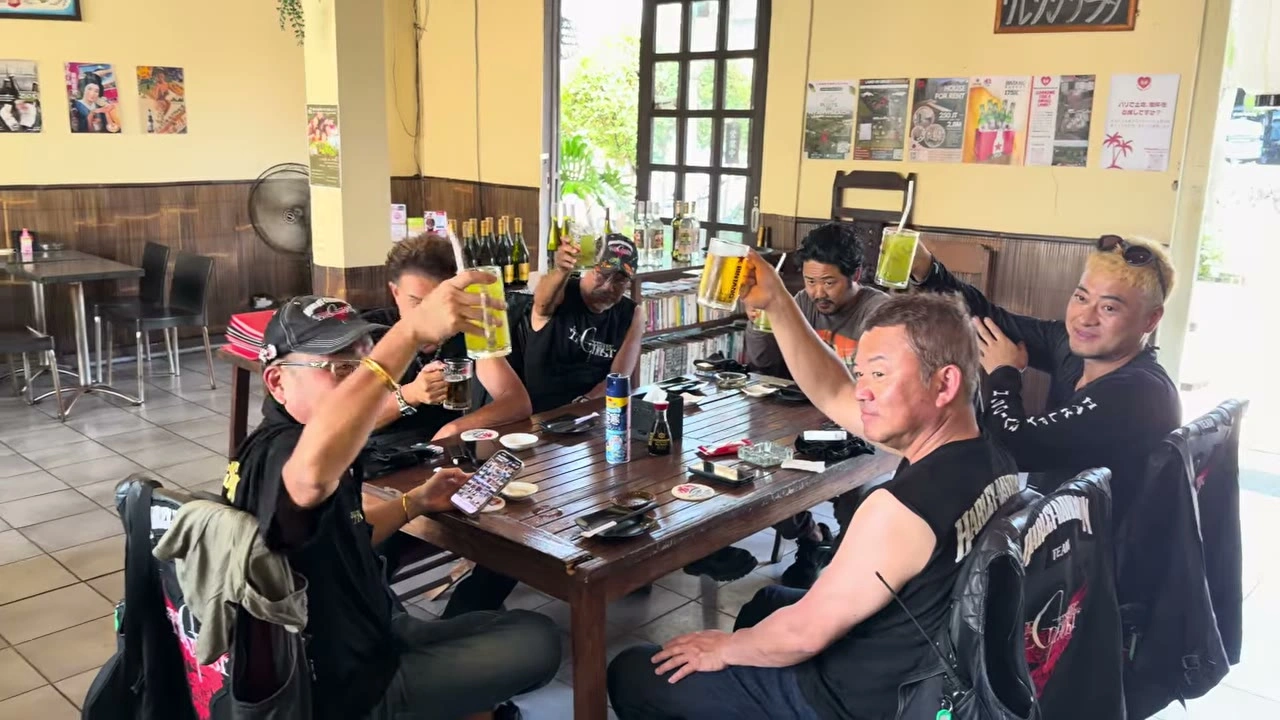 Warung Okinawaで乾杯｜2025年10月 バリ島ハーレーツーリング — TEAM THE GHOST West Bali
